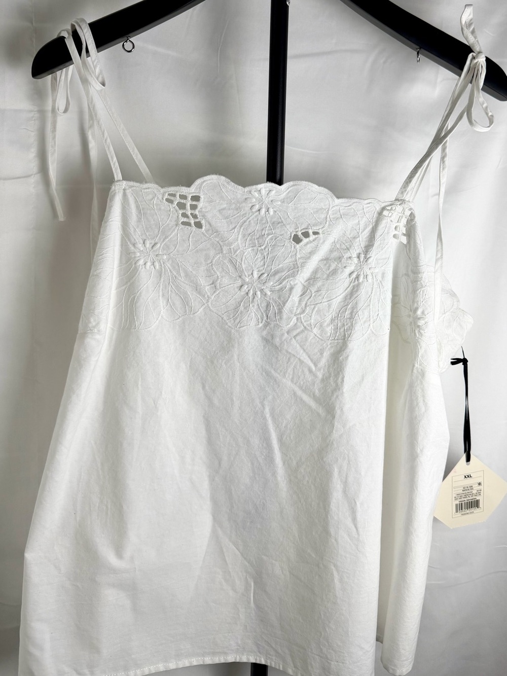 Women's Tie Strap Embroidered Camisole XXL